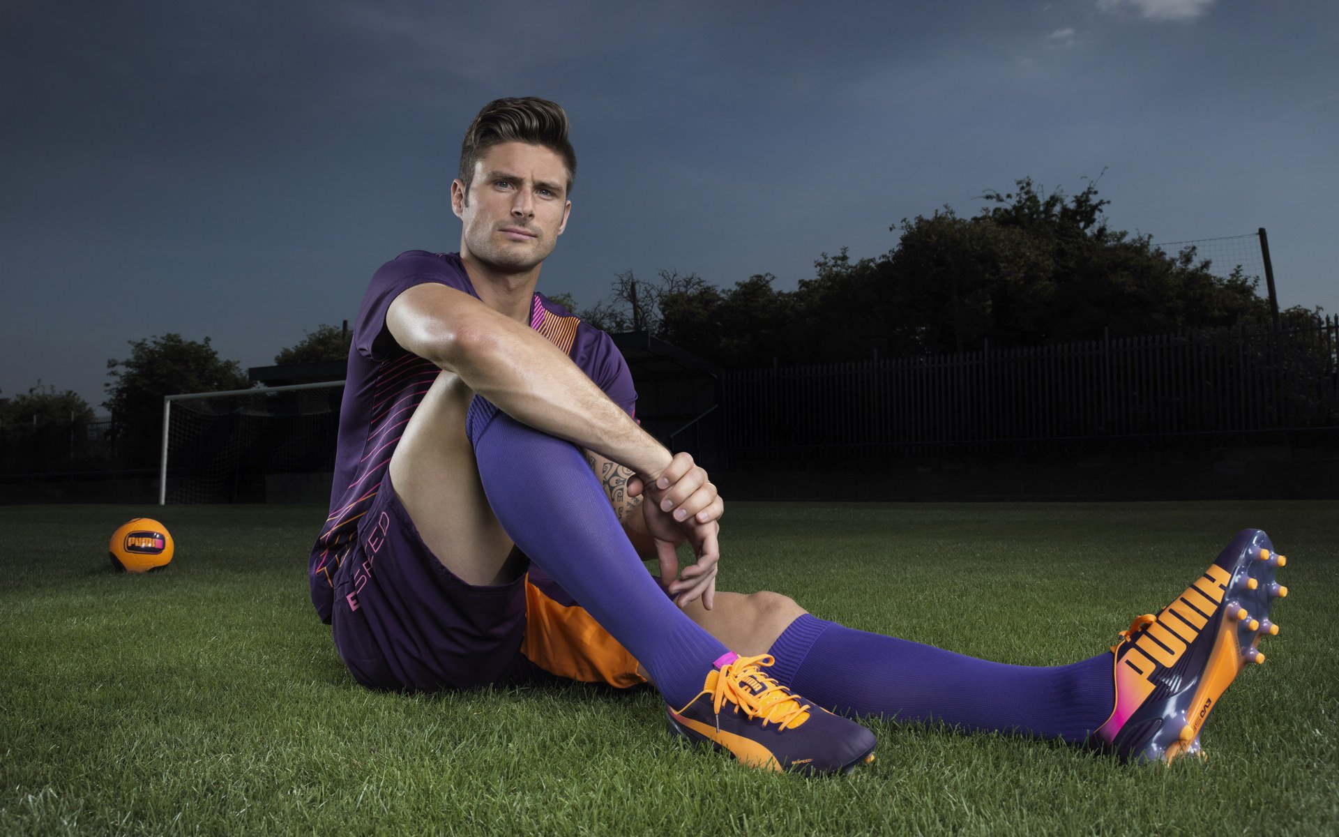 “攻防对决：顶级战术的激烈较量”，攻防什么